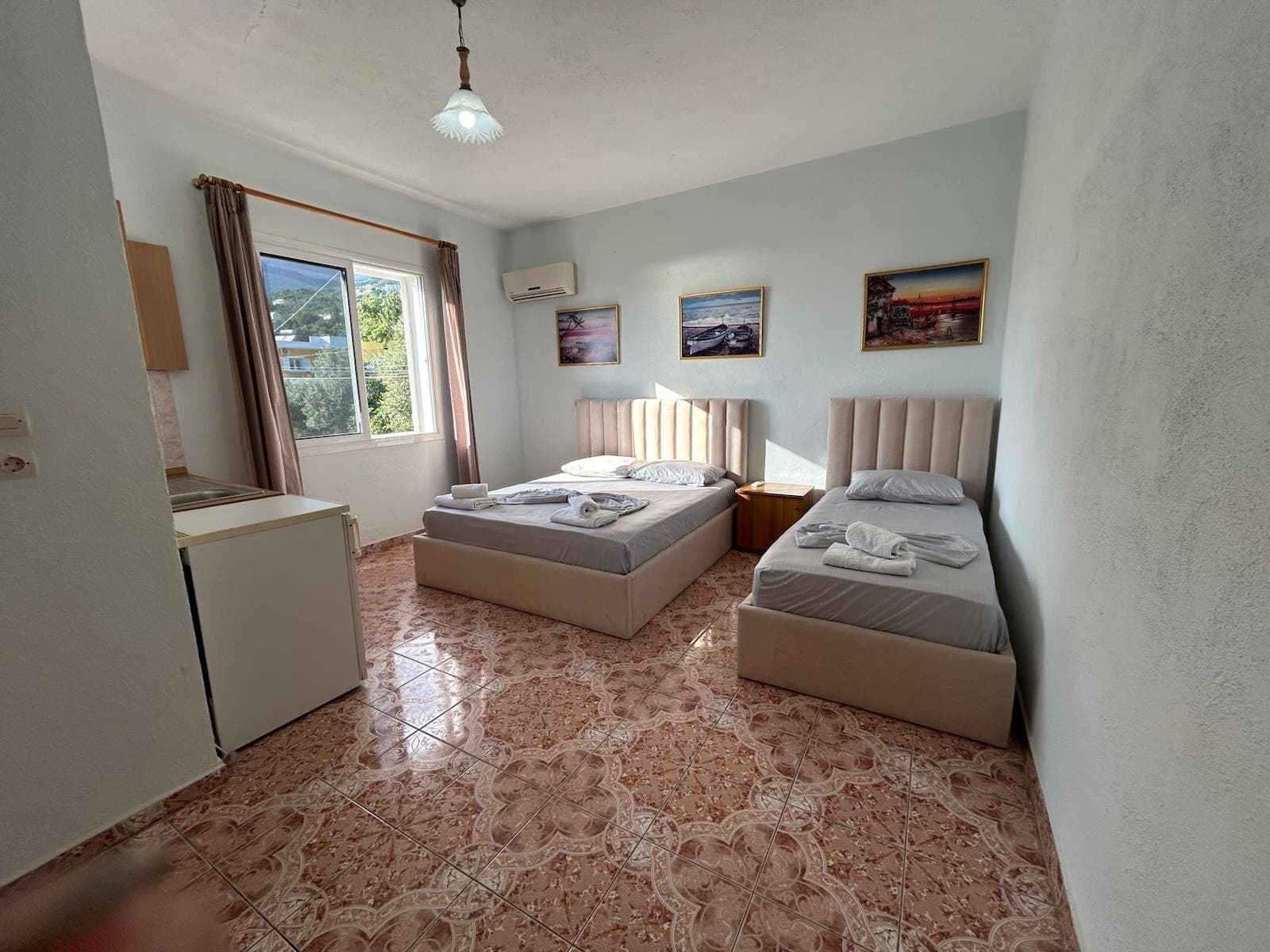 Triple room interior
