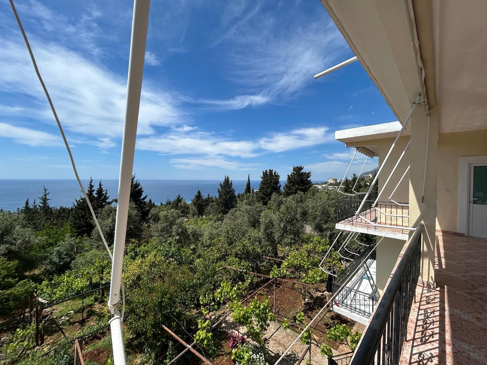 Upper balcony with sea panorama